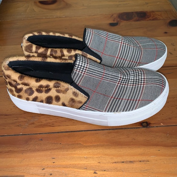 Steve Madden Gills Plaid and Animal Print Cow Hair Sneakers - Picture 4 of 7